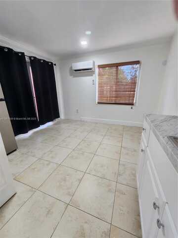 645 NW 7th Ave, Homestead, FL 33030