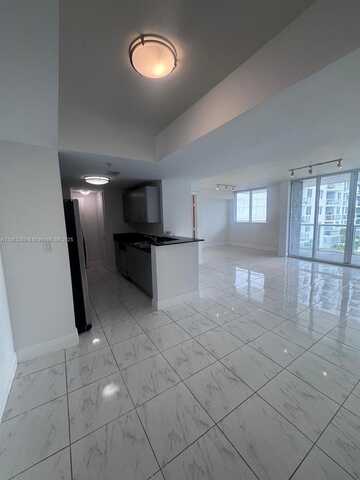 1871 NW S River Dr, Miami, FL 33125