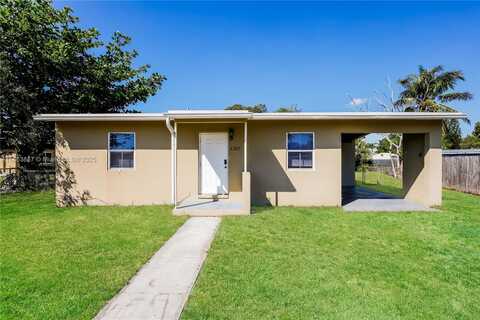 1207 NW 13th Ln, Fort Lauderdale, FL 33311