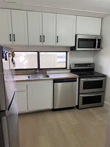 16909 N Bay Rd, Sunny Isles Beach, FL 33160