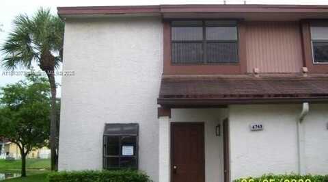 4749 NW 82nd Ave, Lauderhill, FL 33351