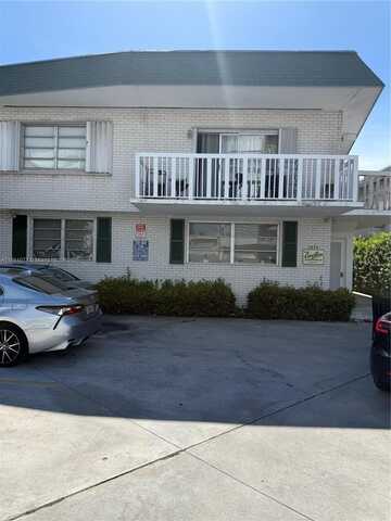 6856 Abbott Ave, Miami Beach, FL 33141
