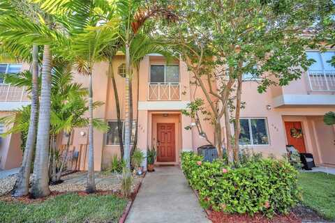 632 NW 208th Ter, Pembroke Pines, FL 33029