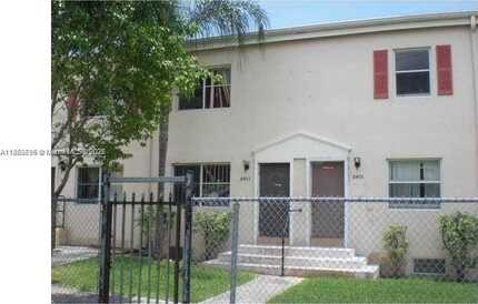 252 NW 85th St Rd, Miami, FL 33150