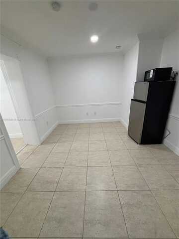 645 NW 7th Ave, Homestead, FL 33030