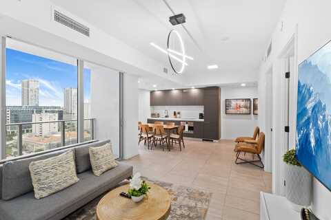 227 NE 2nd St, Miami, FL 33132