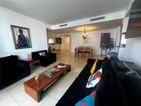 901 Brickell Key Blvd, Miami, FL 33131