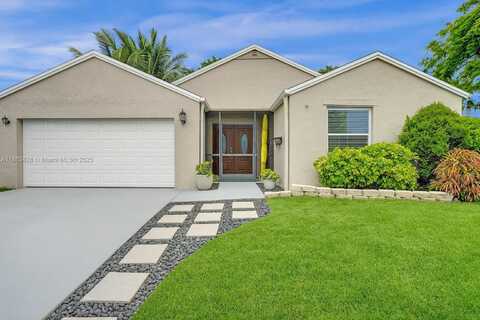 1 Cardiff Way, Boynton Beach, FL 33426