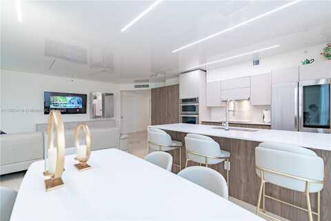 17555 Atlantic Blvd, Sunny Isles Beach, FL 33160