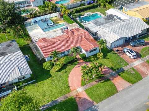 5207 Hayes St, Hollywood, FL 33021