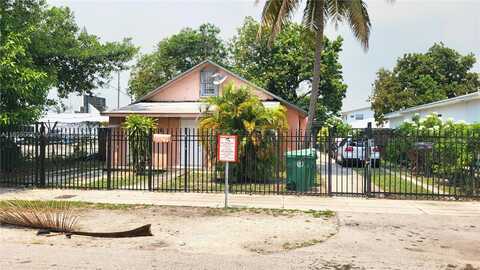 683 NW 30th St, Miami, FL 33127