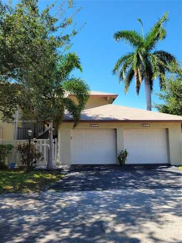 1821 NE 40th Ct, Pompano Beach, FL 33064