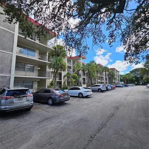3070 NW 48th Ter, Lauderdale Lakes, FL 33313