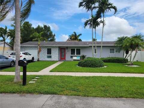 18483 SW 89th Pl, Cutler Bay, FL 33157