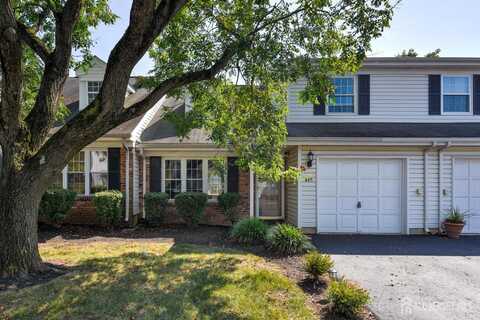 277 Edgeware Court, Franklin Twsp, NJ 08873