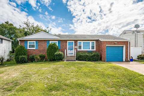 9 Wedgewood Drive, Carteret, NJ 07008