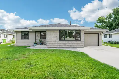 2206 Cindy Ln, New Holstein, WI 53061