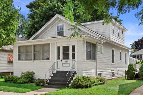 2419 Thor Ave, Racine, WI 53405