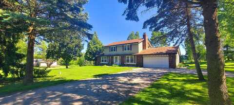 W989 Kelly Dr, Rubicon, WI 53078