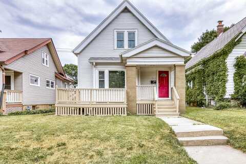 3015 N Oakland Ave, Milwaukee, WI 53211