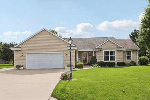 203 Woodfield Dr, Eagle, WI 53119
