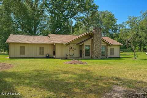 8518 Highway 483, Lena, MS 39094