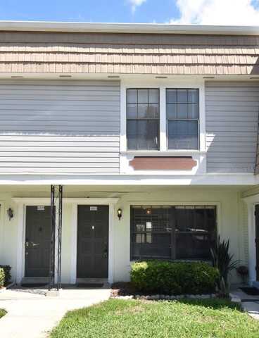 6013 VILLAGE CIRCLE, ORLANDO, FL 32822