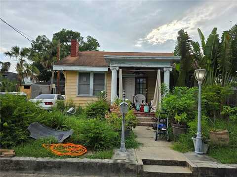 2702 N ROYAL COURT, TAMPA, FL 33602