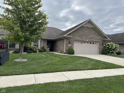 4051 Melbourne Drive, Columbus, IN 47203