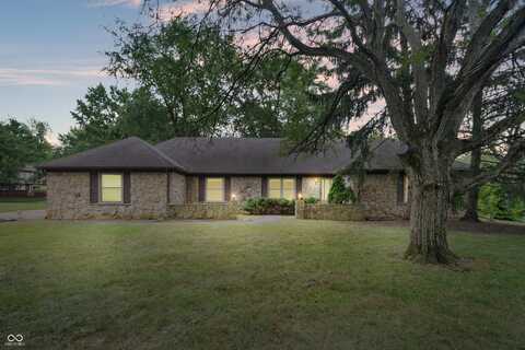 8729 Sawleaf Road, Indianapolis, IN 46260