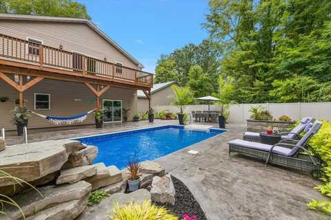 6182 High, Algonac, MI 48001