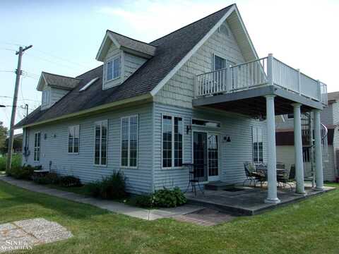 7258 Bedore, Harsens Island, MI 48028