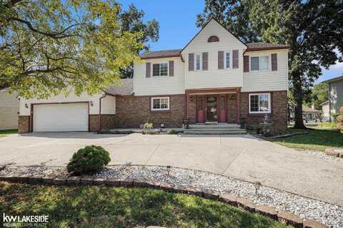 22665 Kenwyck, Southfield, MI 48034