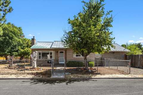 306 SE Dunham Street, Prineville, OR 97754