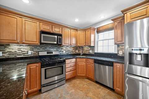 28 Webster St, Medford, MA 02155
