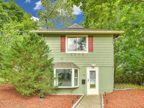 125 Ettrick St, Brockton, MA 02301
