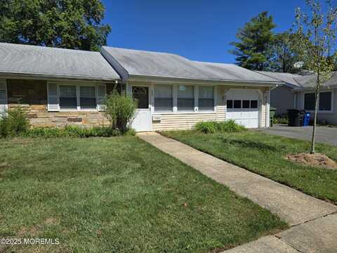 84b Gladiola Court, Lakewood, NJ 08701