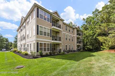 72 Kyle Way, Ewing, NJ 08628