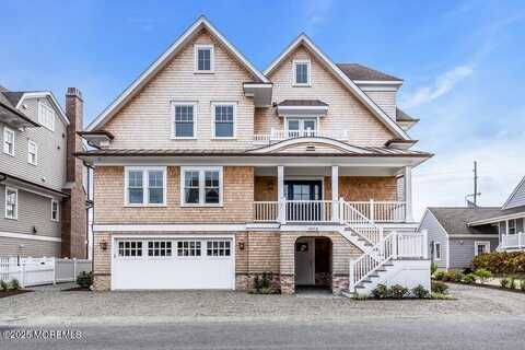 1025 Barnegat Lane, Mantoloking, NJ 08738