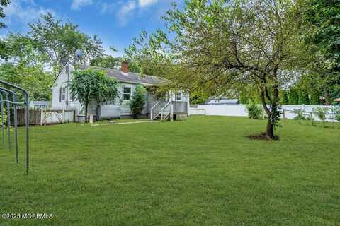 7 Webster Road, Toms River, NJ 08755