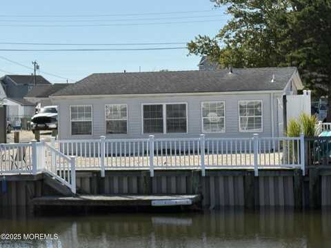 48 Gregg Drive, Beach Haven West, NJ 08050