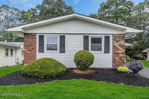 73 Markham Road, Brick, NJ 08724