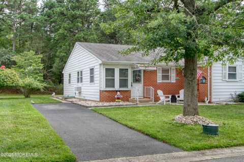 31 Molly Pitcher Boulevard, Whiting, NJ 08759