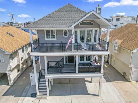 16 Kentucky Street, Long Beach, NY 11561