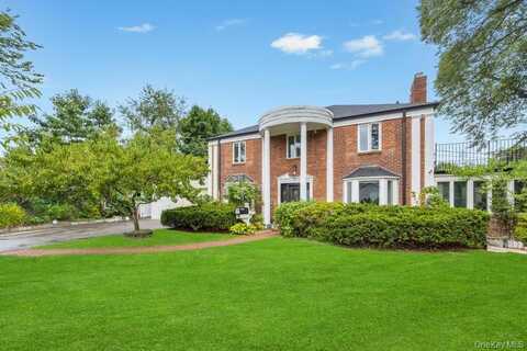 103 Old Mill Road, Great Neck, NY 11023