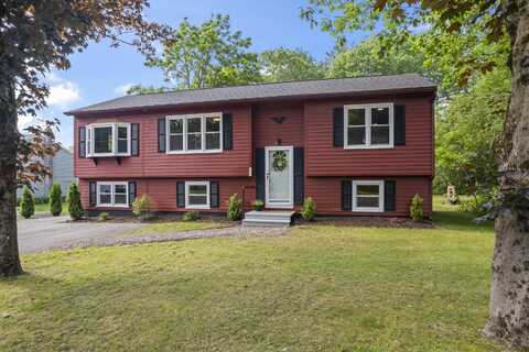 94 Pine Ledge Drive, Wells, ME 04090