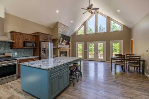 62 McNally Road, Saint Albans, ME 04971