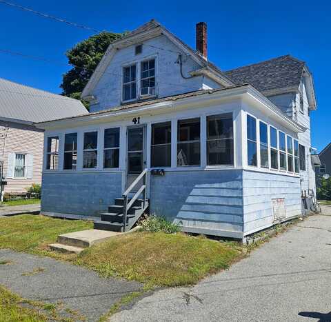41 Katahdin Avenue, Millinocket, ME 04462