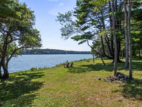 189 Basin Point Road, Harpswell, ME 04079