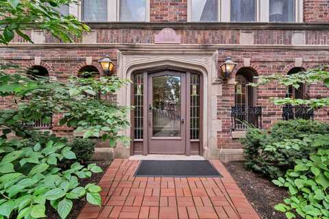75 E Harris Avenue, La Grange, IL 60525